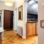 Appartamento Wojciecha 9b3 Toskanskie - Srodmiescie 70m2 *