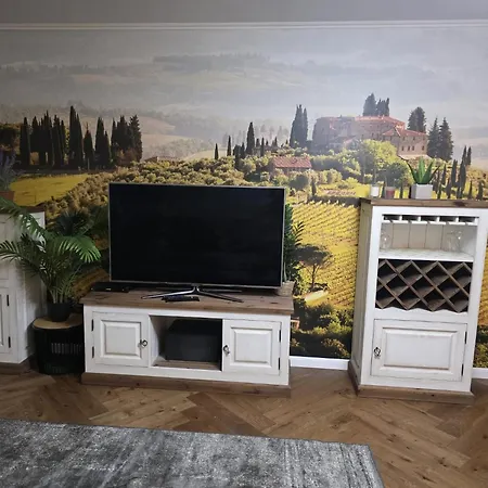 Wojciecha 9b 3 - Srodmiescie 70m2 *