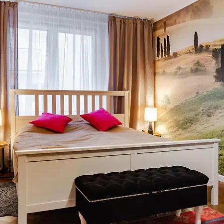 Wojciecha 9b3 Toskanskie - Srodmiescie 70m2 Apartment