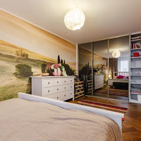 Apartment Wojciecha 9b3 Toskanskie - Srodmiescie 70m2