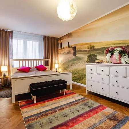 Wojciecha 9b3 Toskanskie - Srodmiescie 70m2 Apartment *
